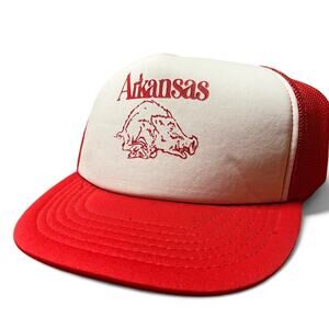Red and white razorbacks trucker